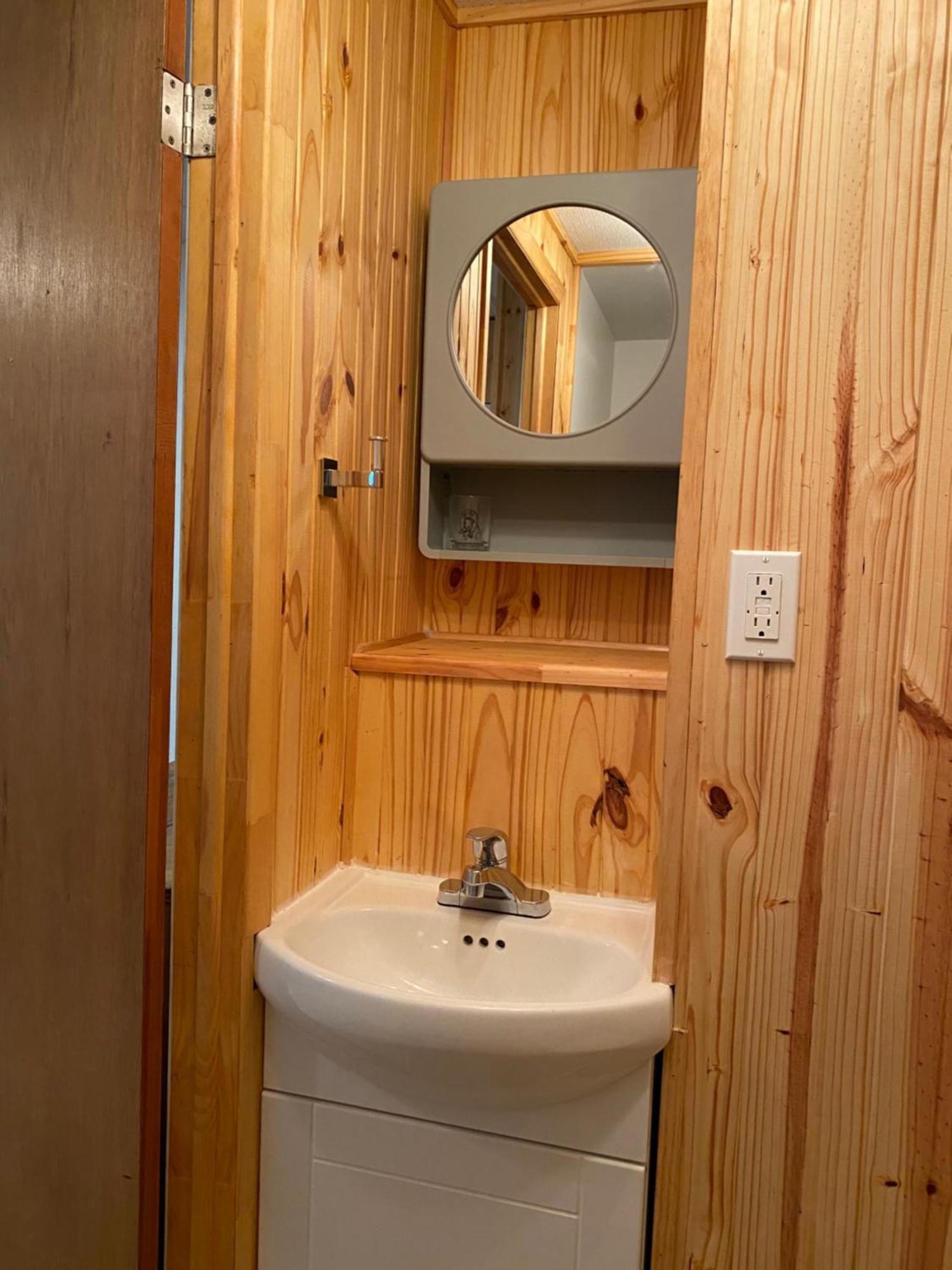 Chalets Les Chanterelles De Forillon L'Anse-au-Griffon Exteriör bild
